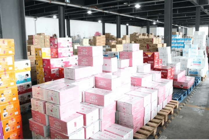 麦得邻产品与业务内容配图