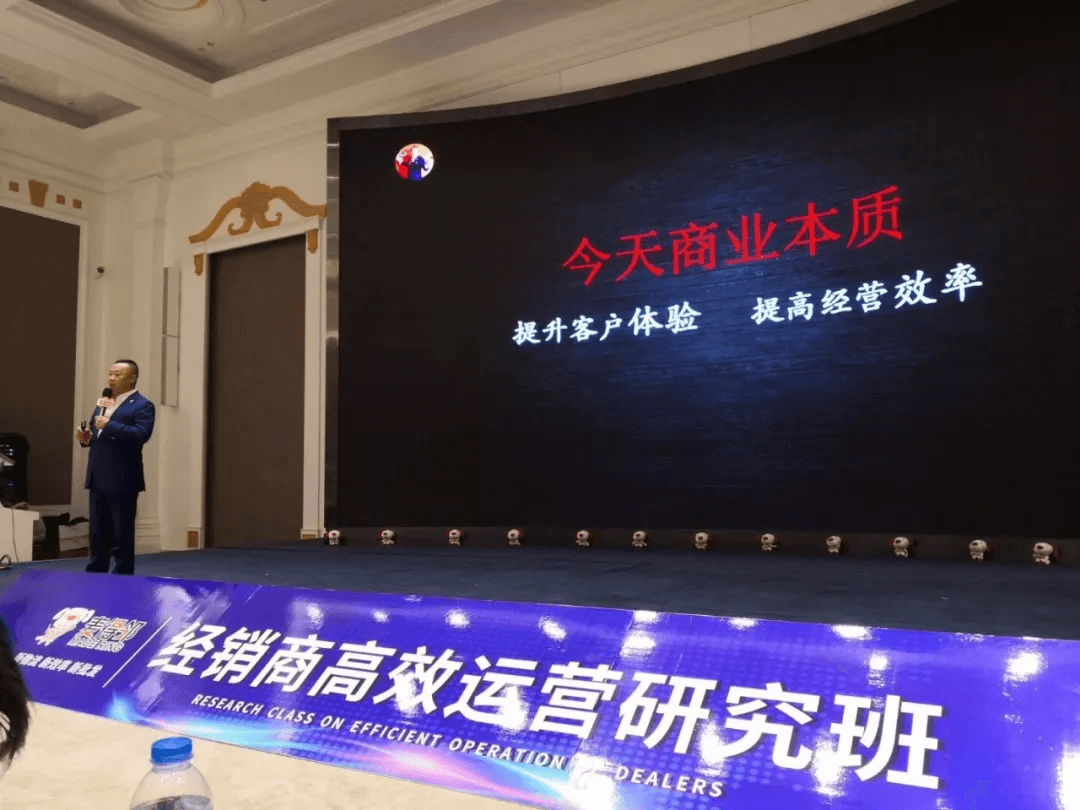 麦得邻产品与业务内容配图